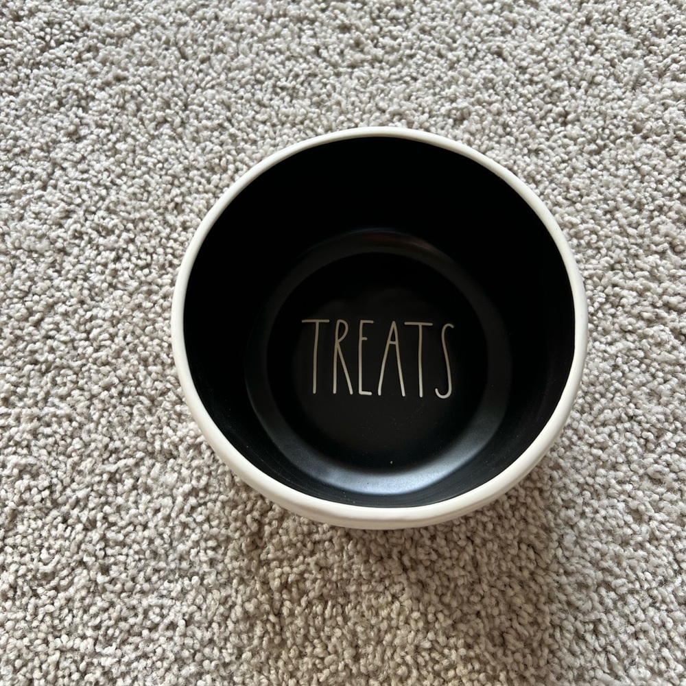 Rae Dunn Treats Bowl